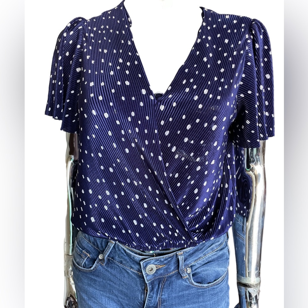 ASTR Navy & White Ribbed Wrap Top Size S